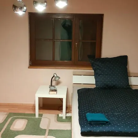 Apartamento Kaefer E Waldbrunn (Baden-Wurttemberg)